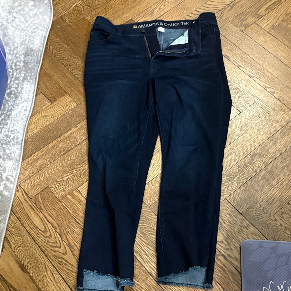 Amanda's daughter dark jeans
